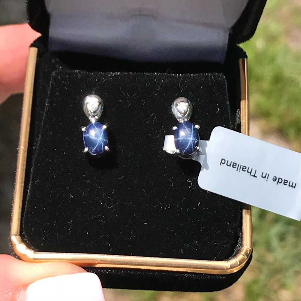 ❌Sold❌Blue Star Sapphire Earrings - Picture 8 of 8